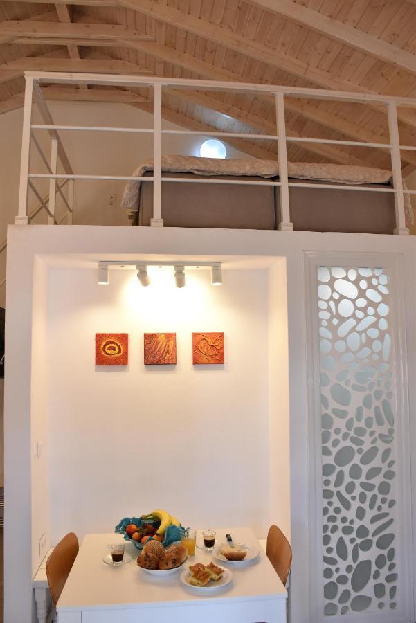 The Art Apartment *