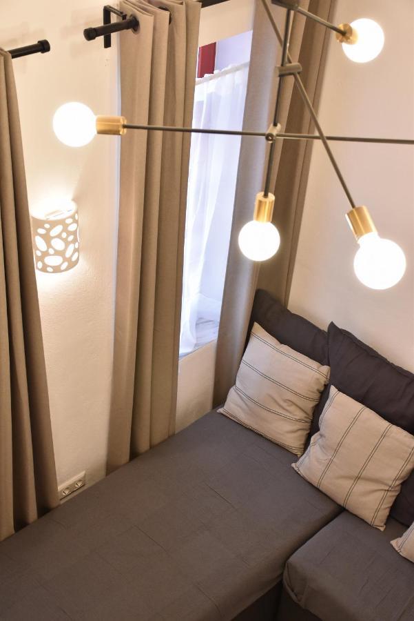 The Art Apartment *