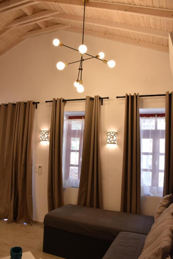 The Art Apartment Samothraki
